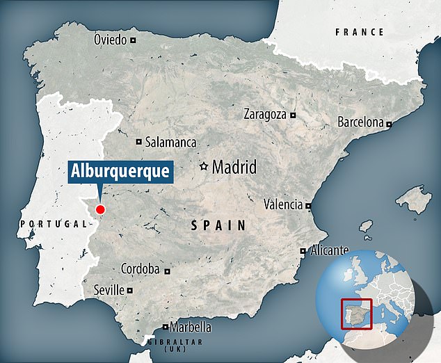 The drawings were discovered in the rocky area of ​​San Juan, near the town of Albuquerque in the province of Badajoz in western Spain