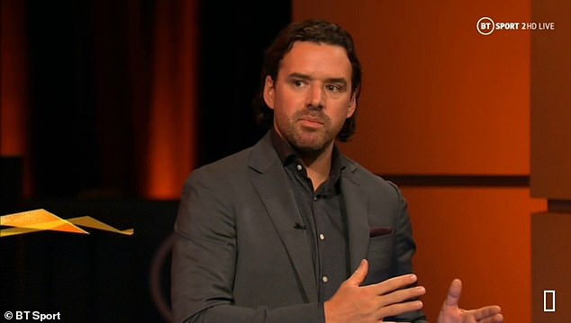 Speaking alongside Keown, Owen Hargreaves noted how Partey passes like a playmaker