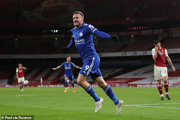 Leicester sub Jamie Vardy provided the foxes with the winning goal as Arsenal lost 1-0